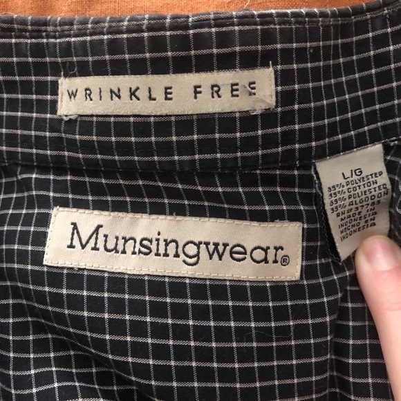 Munsingwear Short Sleeved Button Down - Picture 3 of 5